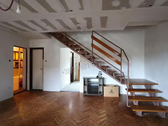 Eladó ház Petőfibánya 148 nm