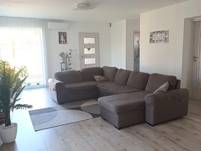 Eladó ház Hajdúböszörmény, Hajdúvid 148 nm