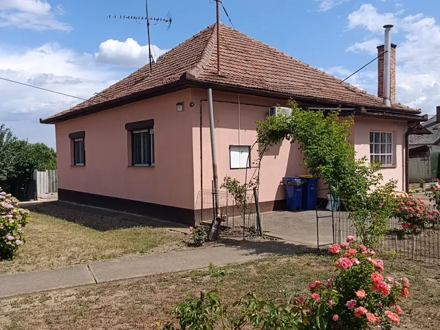 Eladó ház Debrecen, Józsa 85 nm
