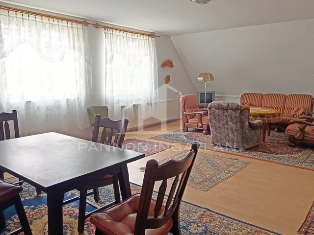 Eladó kereskedelmi és ipari ingatlan Herend 413 nm
