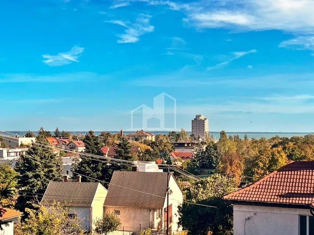 Eladó ház Balatonalmádi 180 nm