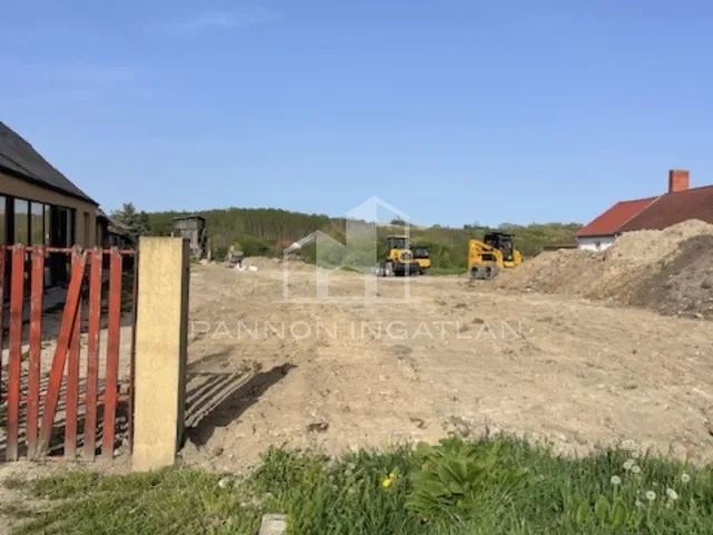 Eladó telek Csajág 2302 nm
