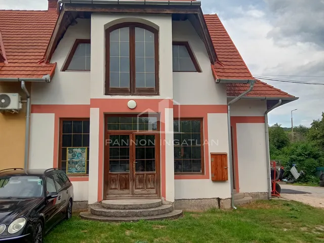 Eladó ház Sümeg 90 nm