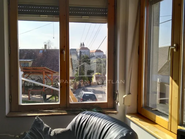 Kiadó ház Veszprém 136 nm