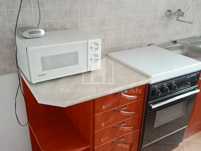 Eladó lakás Ajka 54 nm