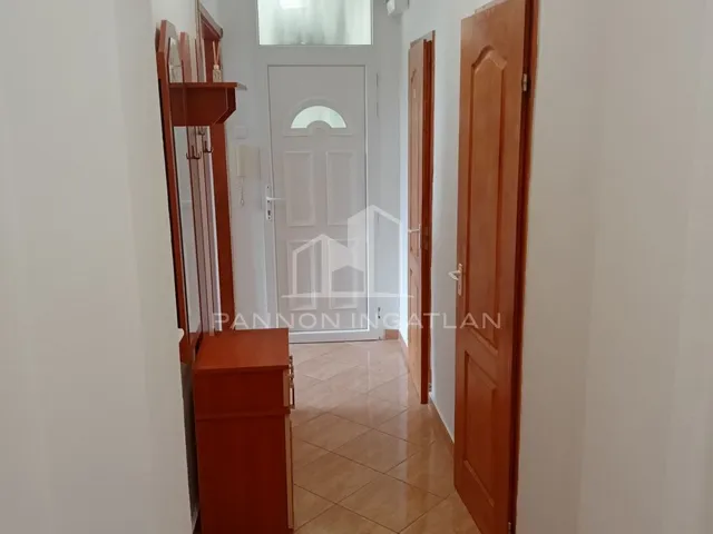 Eladó lakás Ajka 54 nm
