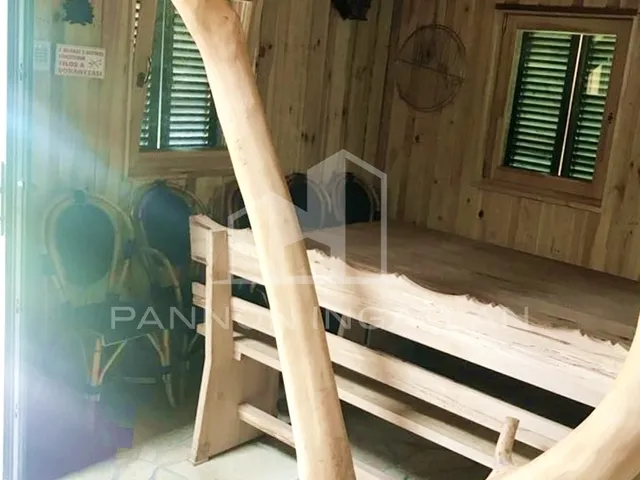 Eladó kereskedelmi és ipari ingatlan Ajka 1293 nm