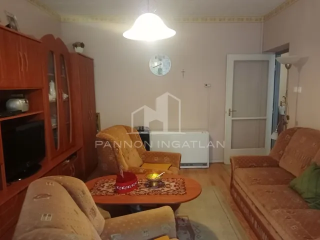 Eladó lakás Sümeg 77 nm