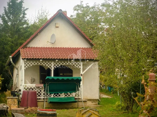 Eladó üdülő és hétvégi ház Sóly 40 nm