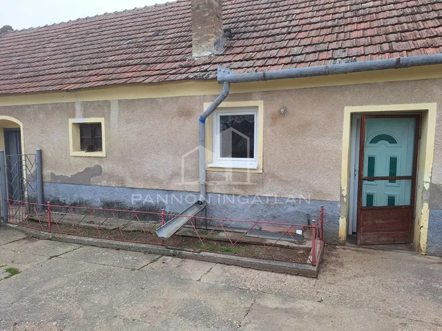 Eladó ház Dabrony, Árpád 90 nm