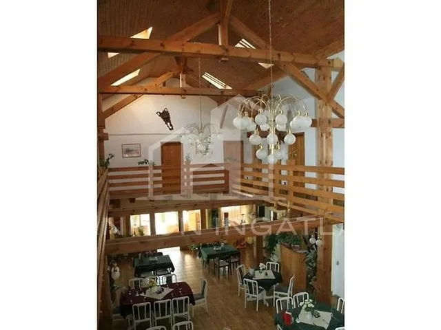 Eladó kereskedelmi és ipari ingatlan Alsóújlak 800 nm