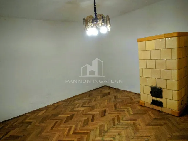 Kiadó ház Veszprém 61 nm