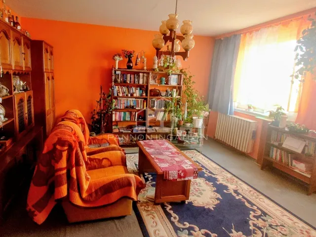 Eladó lakás Veszprém 42 nm