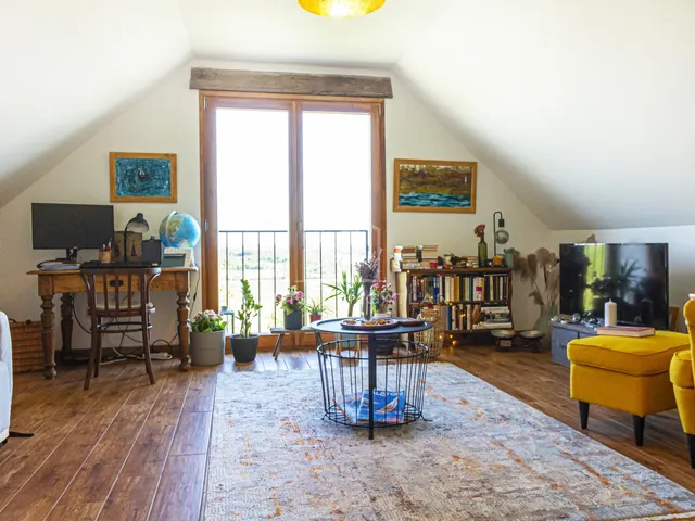 Eladó ház Pécsely, Öreghegy 100 nm