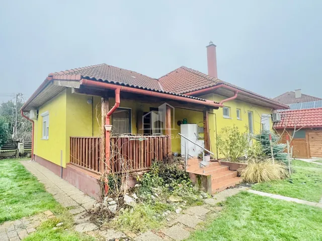 Eladó ház Ajka 121 nm