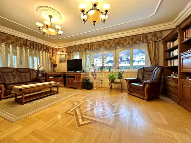 Eladó ház Fót 399 nm