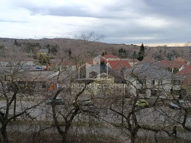 Eladó lakás Ajka 63 nm