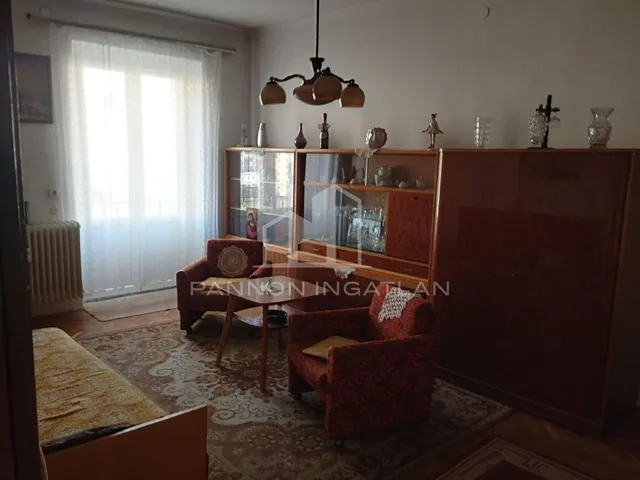 Eladó lakás Ajka 54 nm