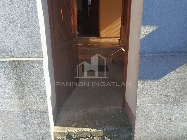 Eladó ház Magyargencs 75 nm