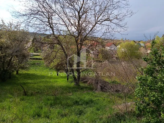 Eladó telek Litér 943 nm