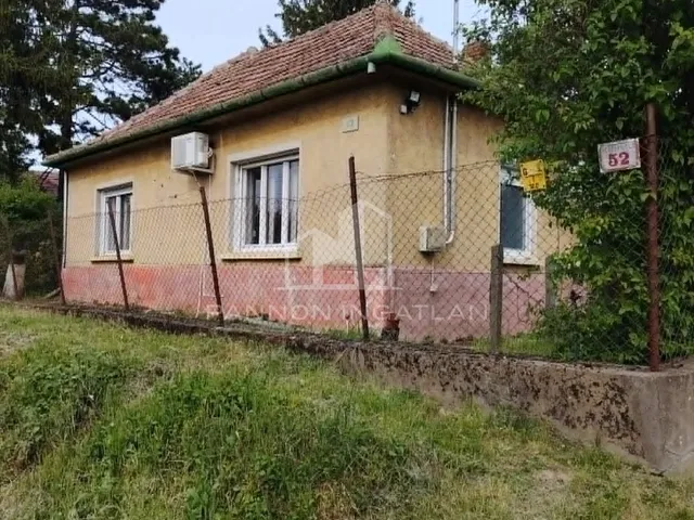 Eladó ház Somlójenő 100 nm