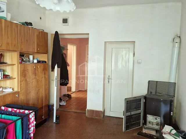 Eladó lakás Ajka 79 nm