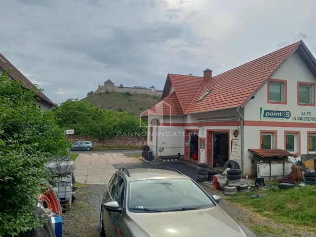 Eladó ház Sümeg 90 nm