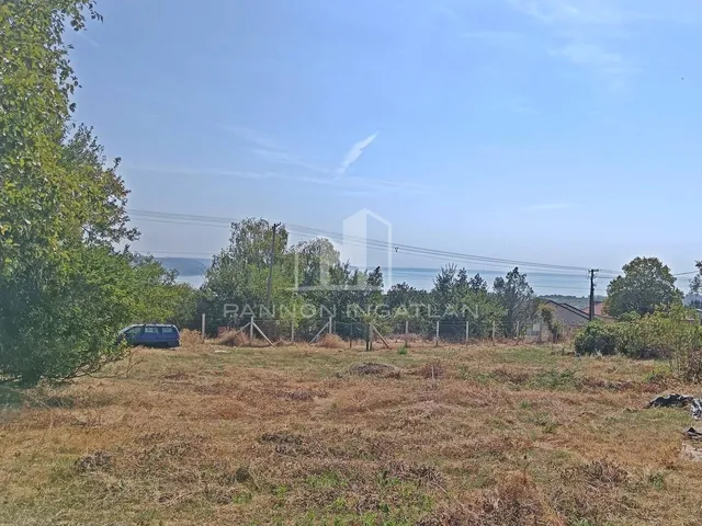 Eladó mezőgazdasági ingatlan Balatonalmádi 3041 nm