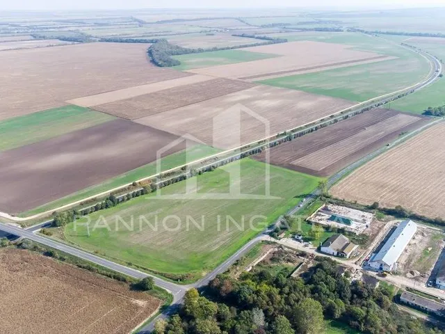 Eladó telek Papkeszi 34177 nm