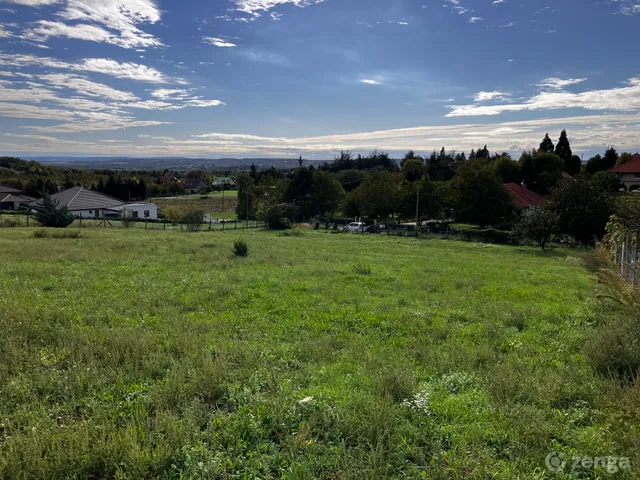 Eladó telek Cserszegtomaj 4076 nm