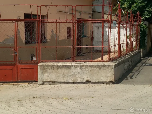 Eladó kereskedelmi és ipari ingatlan Hódmezővásárhely, Belváros 65 nm