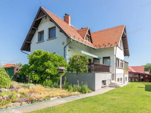 Eladó ház Őrbottyán 550 nm