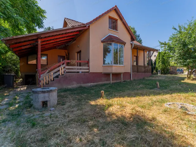 Eladó ház Isaszeg 180 nm