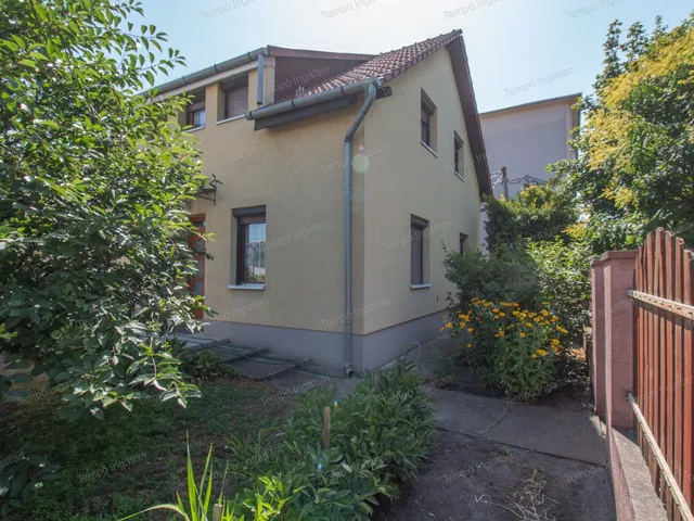 Eladó ház Budapest XX. kerület 146 nm