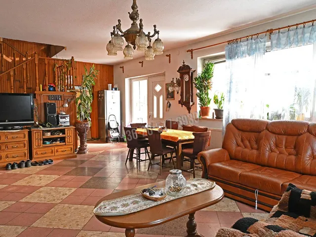 Eladó ház Gyál 284 nm