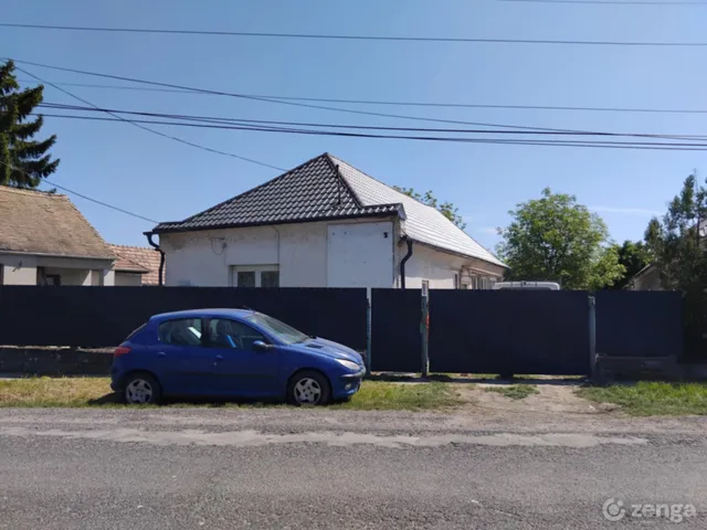 Eladó ház Komárom, Szőny 80 nm