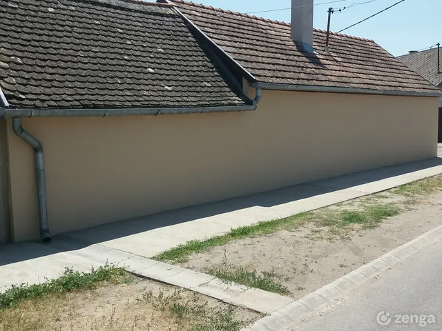 Eladó ház Baja, Téglás utca 3 61 nm