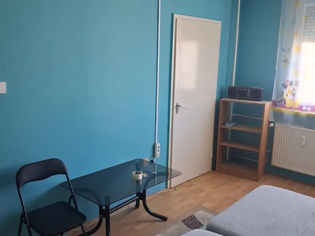 Kiadó lakás Győr, Adyváros 36 nm