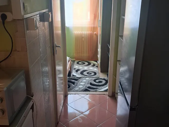 Kiadó lakás Győr, Adyváros 36 nm