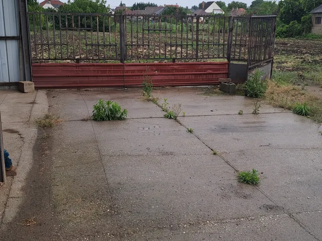 Eladó telek Nyíregyháza, Oros 720 nm