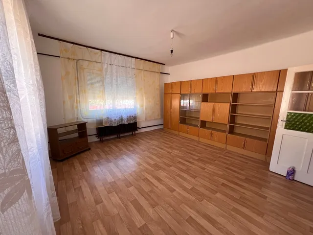Eladó ház Sényő 100 nm