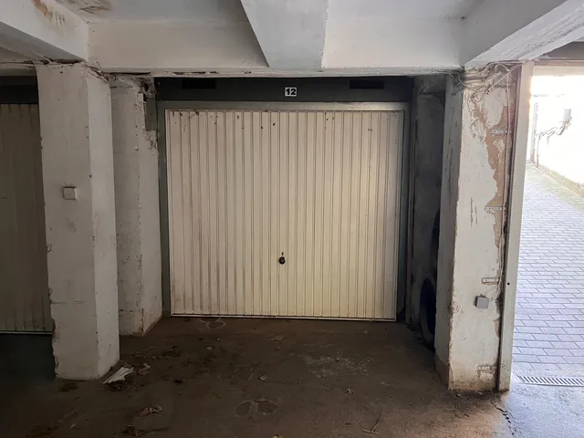 Kiadó garázs Nyíregyháza 19 nm