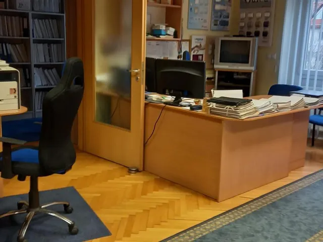 Eladó kereskedelmi és ipari ingatlan Nyíregyháza 93 nm