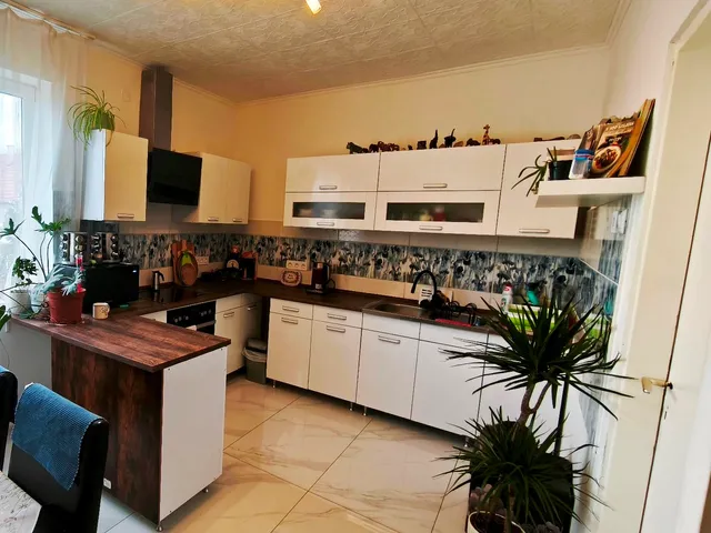 Eladó ház Besenyőd 94 nm