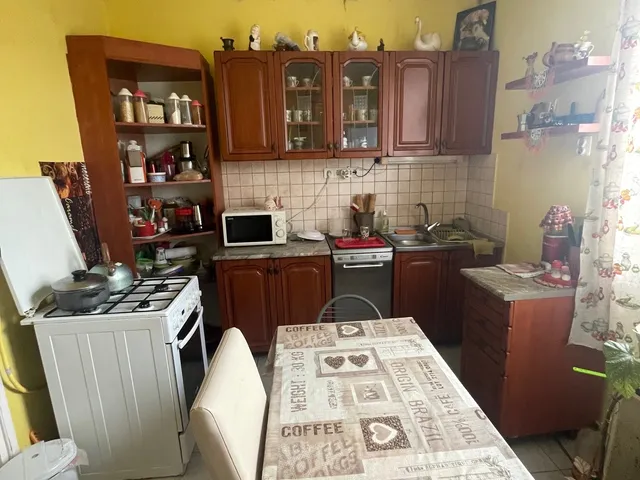 Eladó ház Tiszaeszlár 76 nm