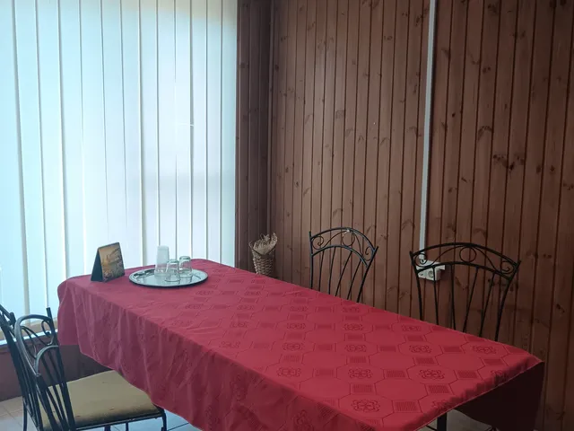 Eladó kereskedelmi és ipari ingatlan Nyíregyháza 300 nm