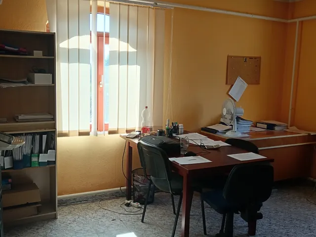 Eladó kereskedelmi és ipari ingatlan Nyíregyháza 300 nm