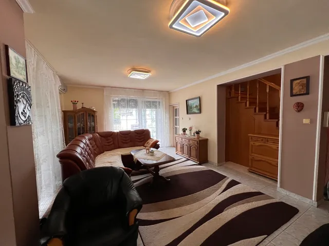 Eladó ház Napkor 200 nm