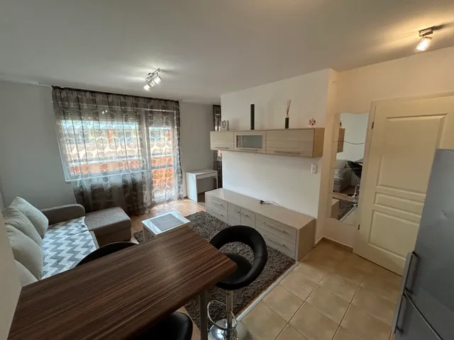Kiadó lakás Budapest XI. kerület, Albertfalva 32 nm