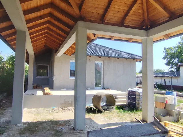 Eladó ház Szigetcsép 112 nm